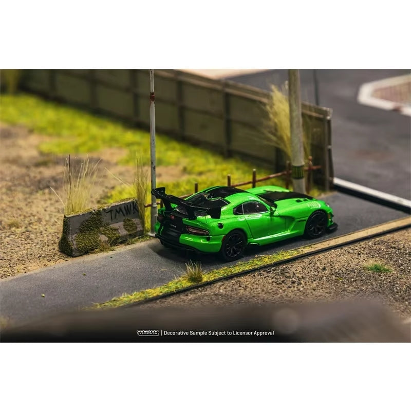 Tarmac Works Dodge Viper ACR Extreme Green