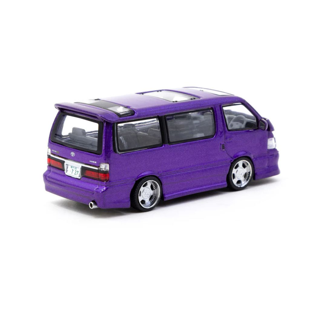 Tarmac Works Toyota Hiace Wagon Custom