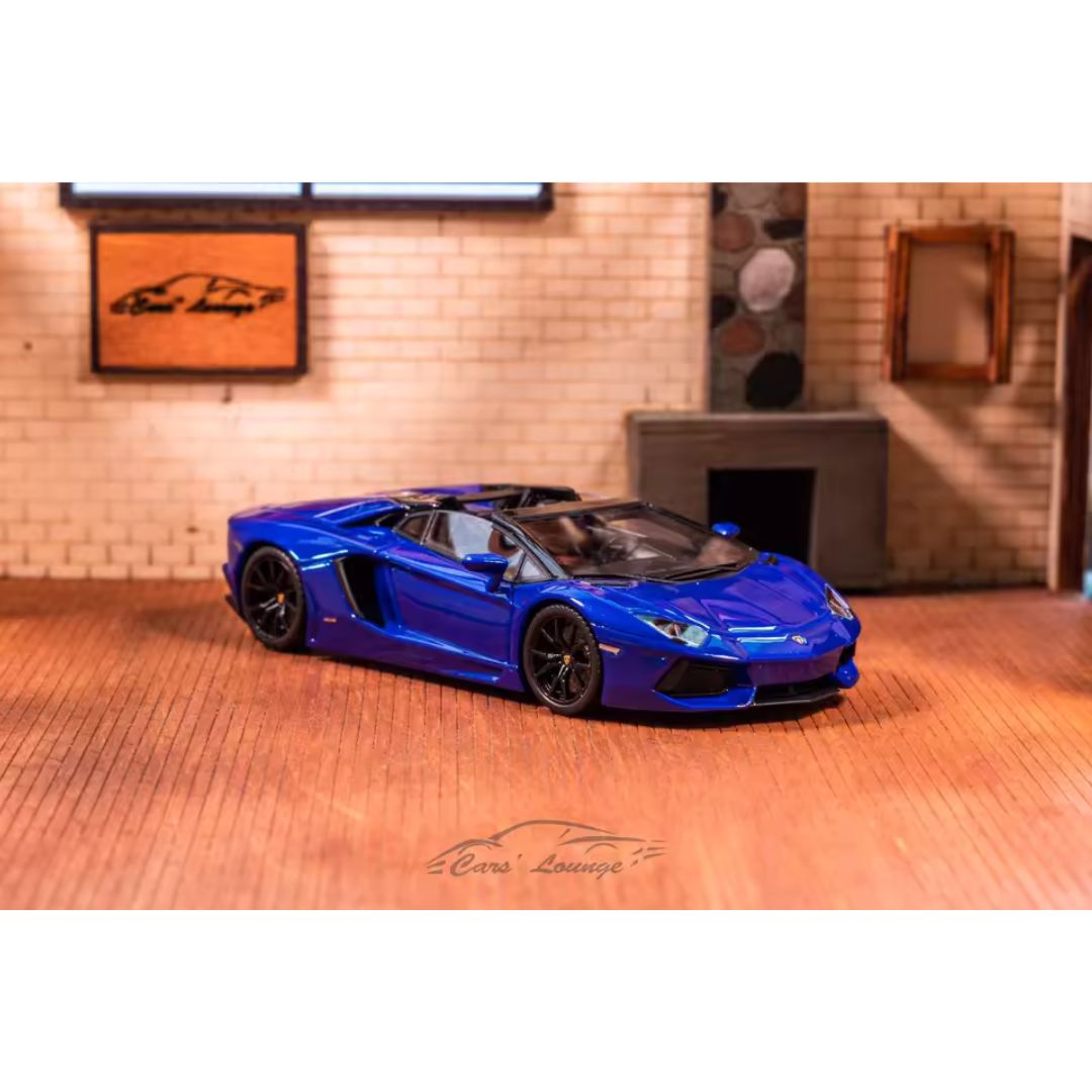 Car's Lounge Lamborghini Aventador Roadster (LP-700)