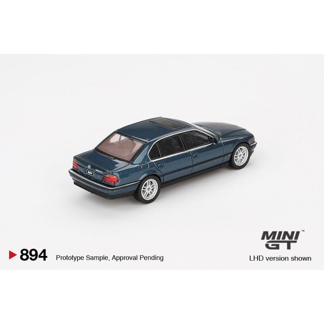 Mini GT BMW 750IL Sorrento Blue Metallic - 894