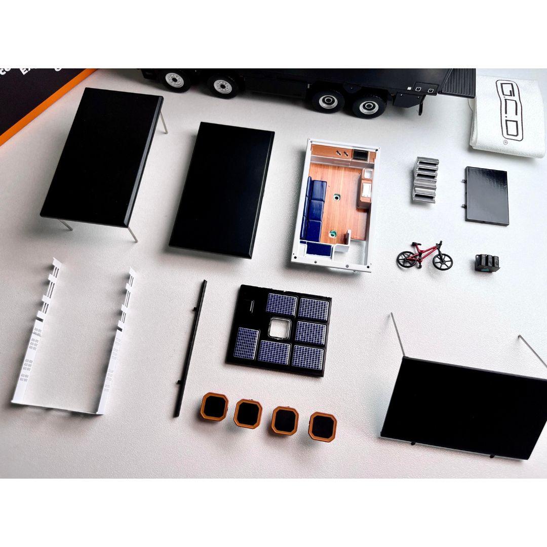 *PRE-ORDER* GCD Mercedes-Benz Aroc 8x8 Expedition Vehicle G318 Special | 2026 GT Show