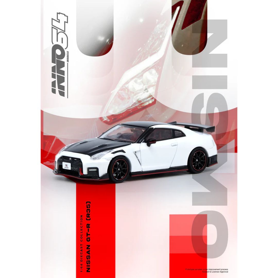 Inno 64 Nissan GT-R (R35) NISMO Blanco