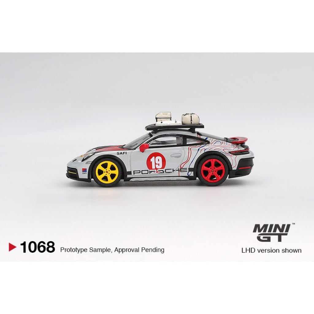 Mini GT Porsche 911 Dakar "Uncle Rally" - 1068