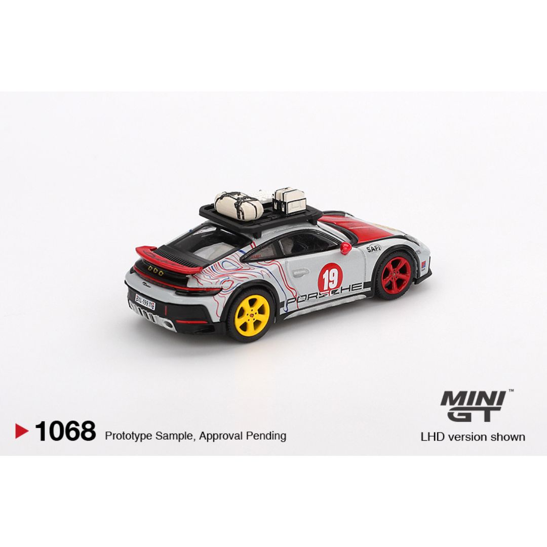 Mini GT Porsche 911 Dakar "Uncle Rally" - 1068