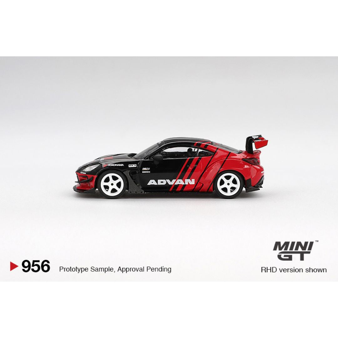 Mini GT Toyota GR86 HKS TYPE R ADVAN 2022 Tokyo Auto Salon - 956