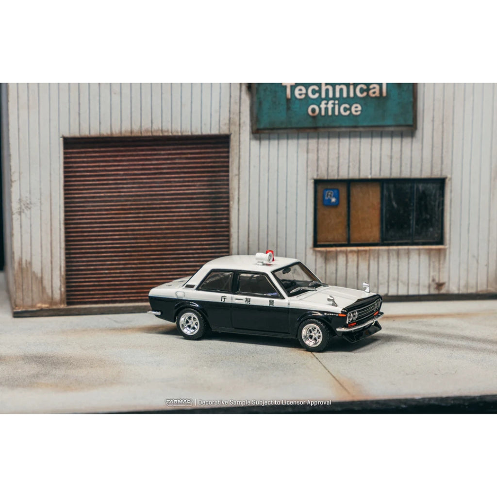 *EN CAMINO* Tarmac Works Datsun 510 Police Car